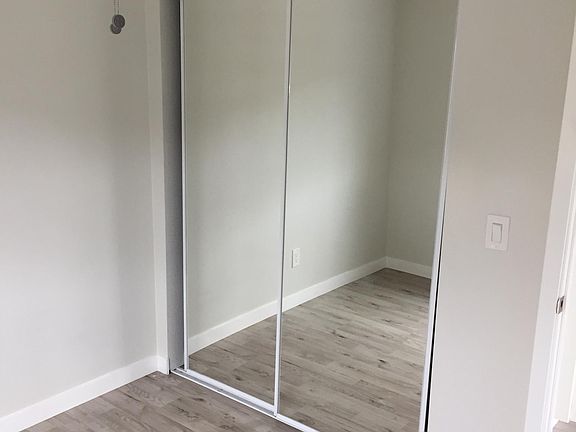 4th image of 944 N Ditman Ave #2