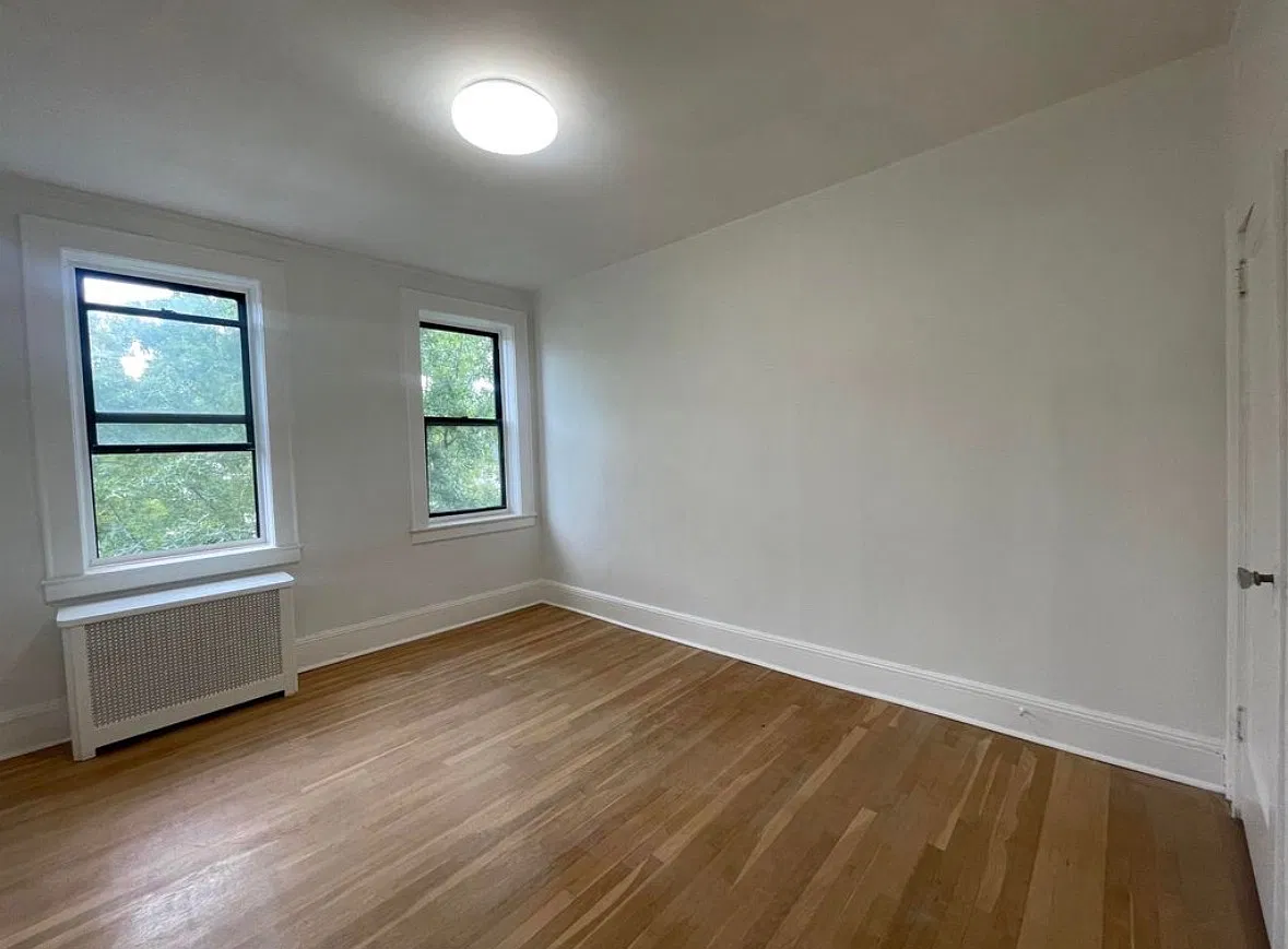 2 bed, 700 sqft, $1,500 — Photo 2