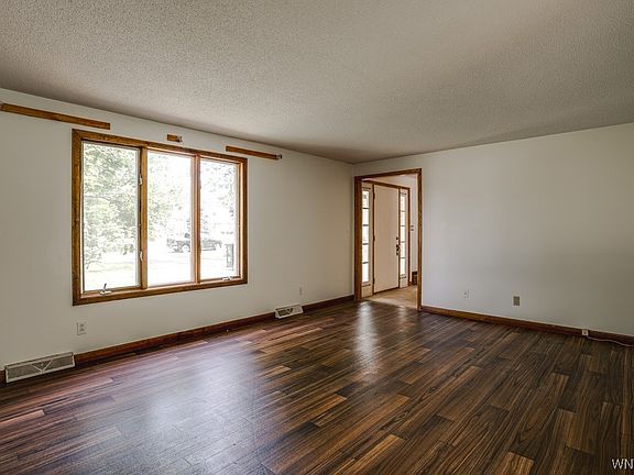2nd image of 6834 Pin Oak Dr
