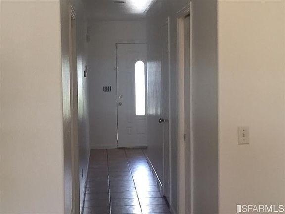 5th image of 220 Willard Ave