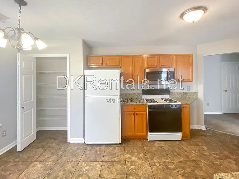 2743 Lake Park Rdg W — Photo 5