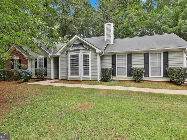 185 Marsha Way, Sharpsburg, GA 30277