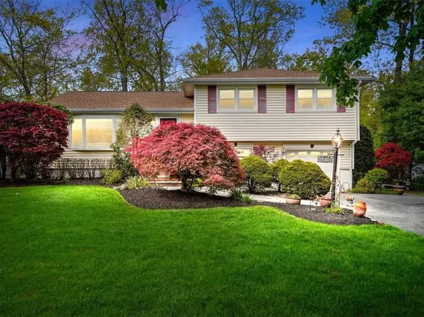 43 Champ Avenue, Pearl River, NY 10965