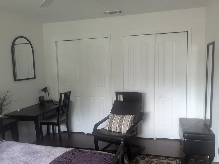 1426 Silverthorn Dr — Photo 18