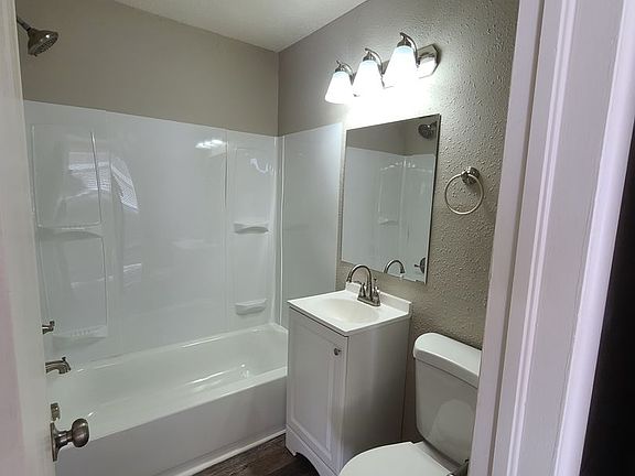 3rd image of 14835 Highway 14 Unit 4