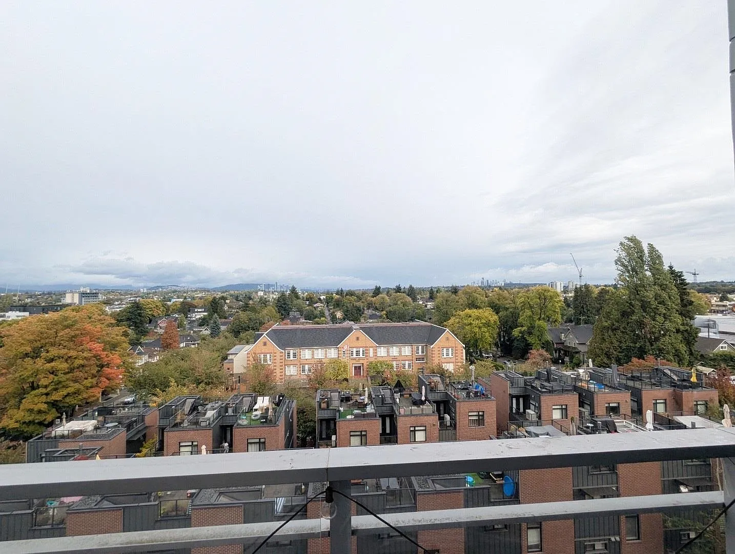 1 bed, 773 sqft, $2,900 — Photo 4