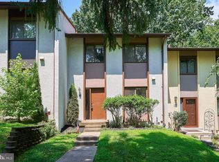 11959 Barrel Cooper Ct, Reston, VA 20191