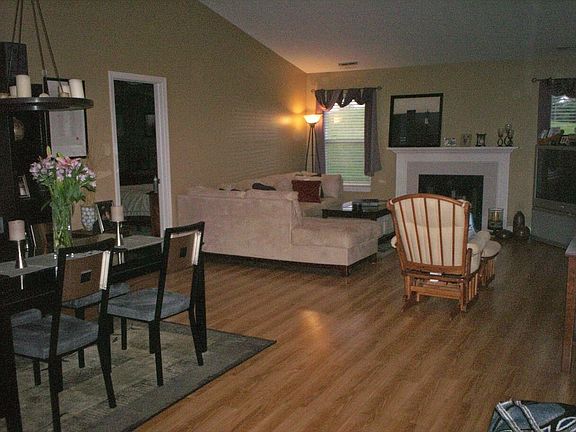 2nd image of 5407 Hammock Glen Dr