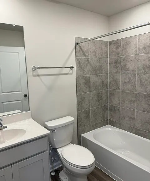 267 Swan Field Ave — Photo 1