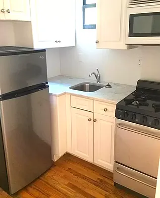 Rented by Living New York | media 3