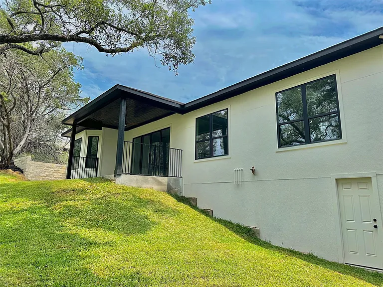 5206 Country Club Dr — Photo 31