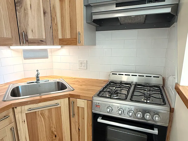 5802 W Lincoln Ave #5 — Photo 6