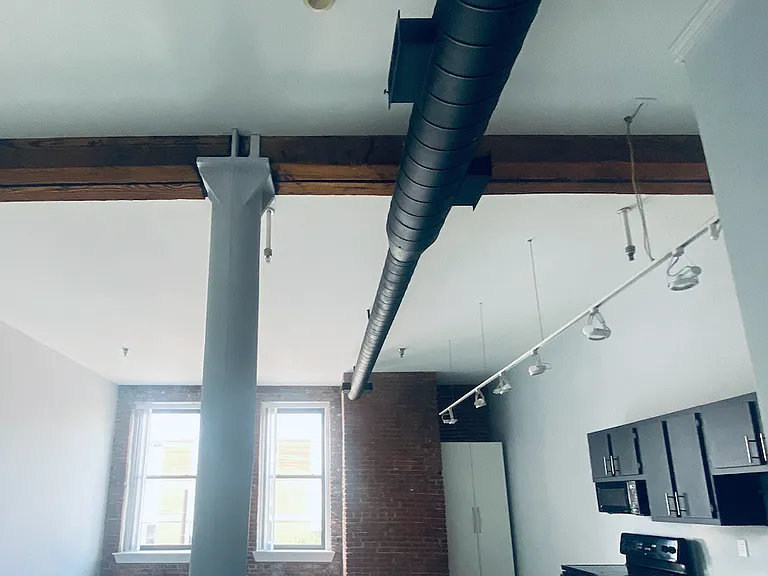 509 Delaware St #203 — Photo 1