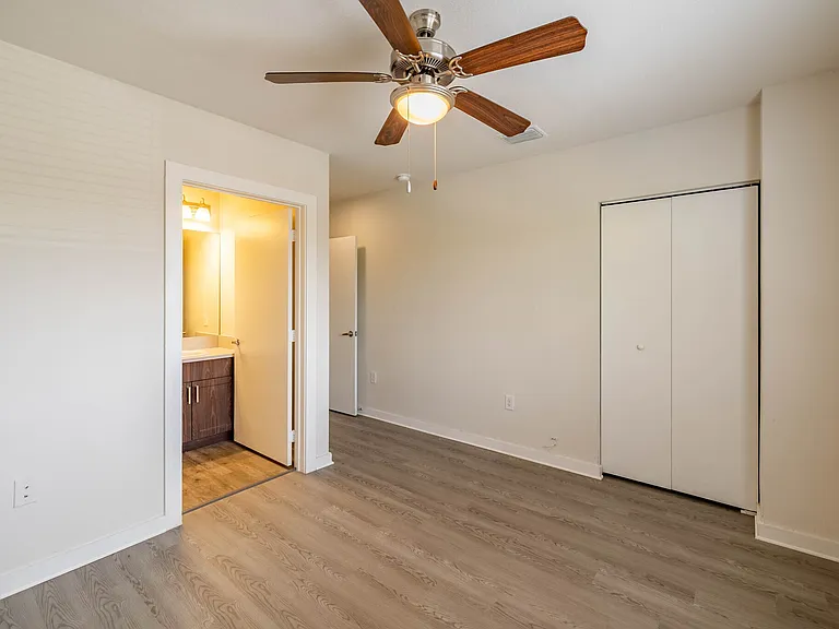 380 NE 4th Ave #17-103 — Photo 14
