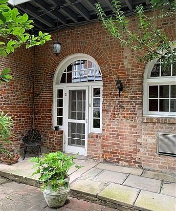 2nd image of 921 Chartres St APT 8