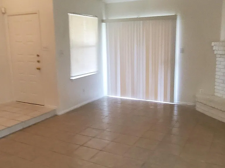 13447 Pebble Holw — Photo 2