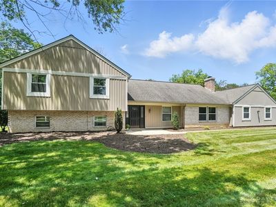 8987 Deep Forest Ln, Dayton, OH, 45458