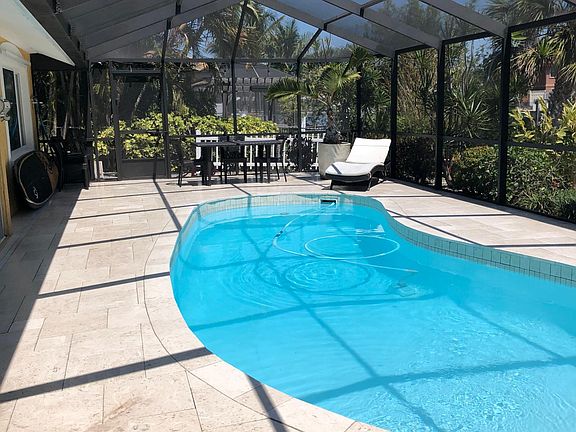 pool maintained by owner