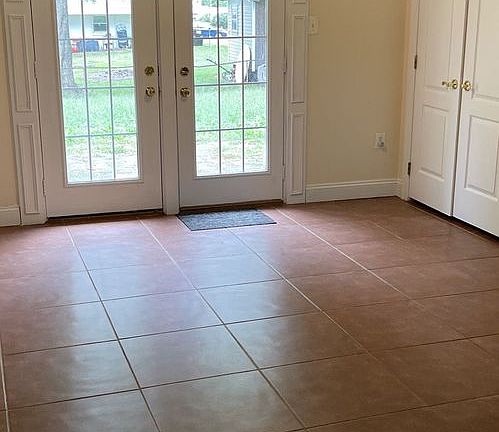 2nd image of 12910 Ketterman Dr