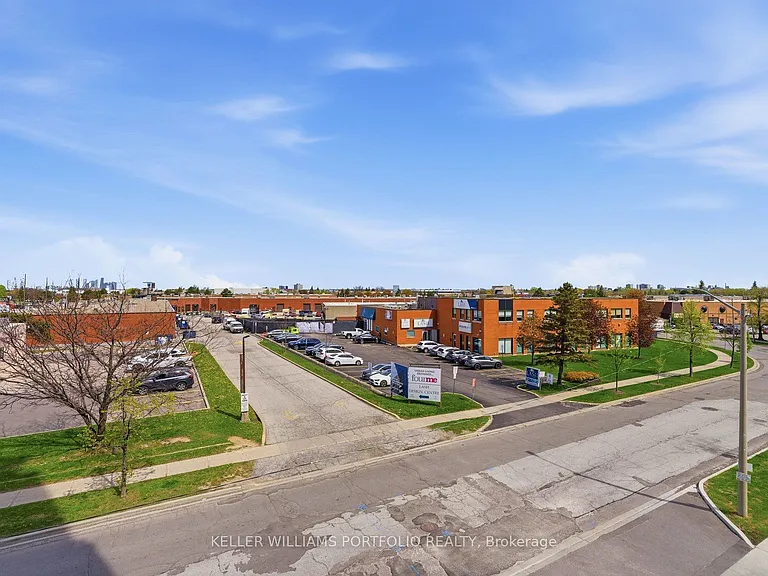 1100 Sheppard Ave W #332 — Photo 22