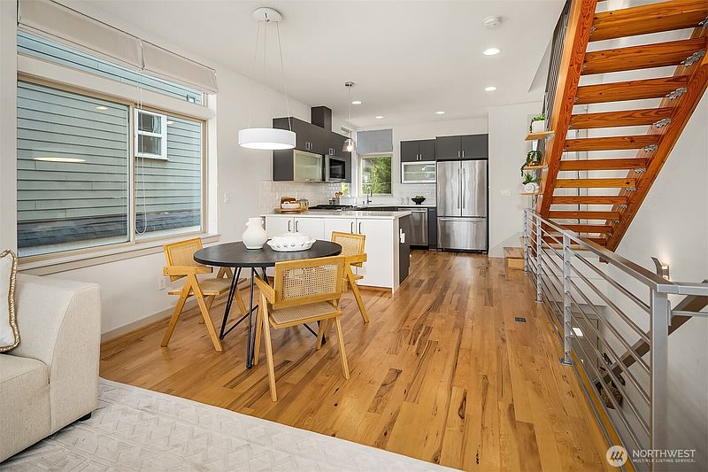 3rd image of 116 W Florentia Street #A
