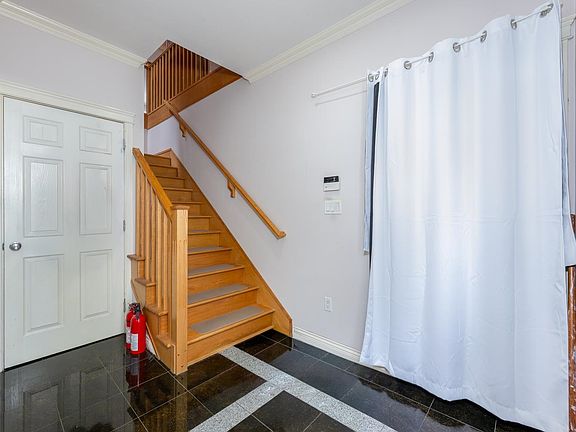 3rd image of 5671 Earles St