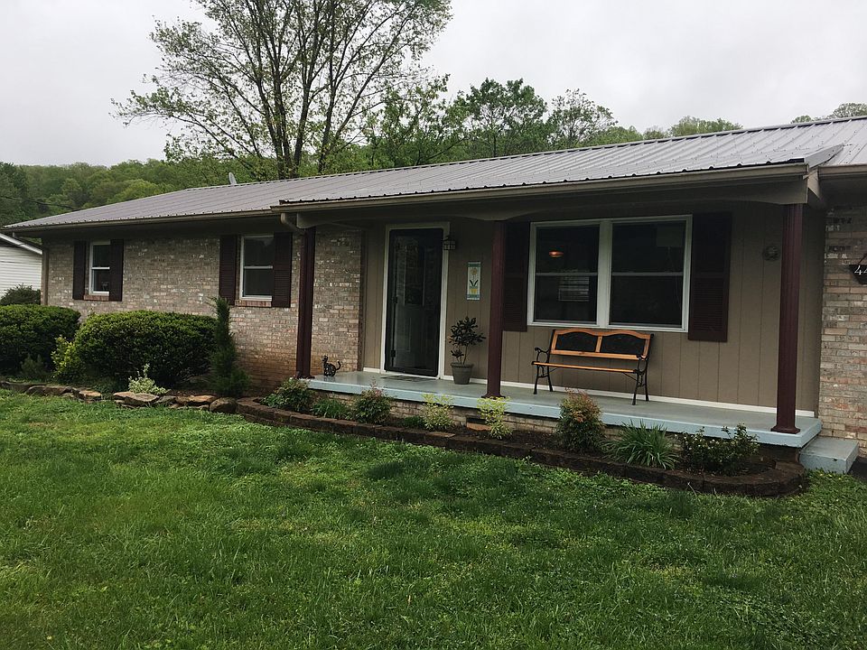 1st image of 4400 Genny Lynn Dr #2