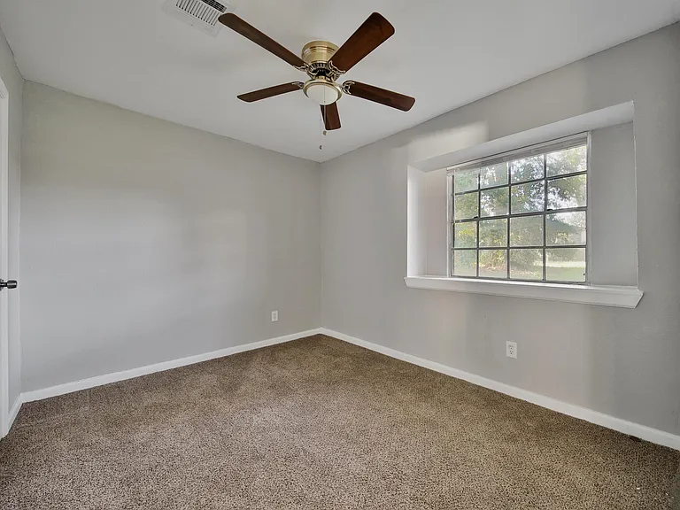 10071 Woodhollow Dr — Photo 36