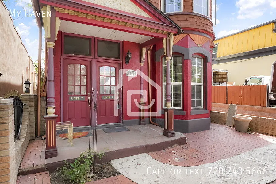 2 Bedroom / 1 Bathroom - Rino / Downtown Denver — Photo 2