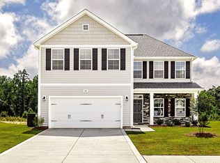 196 Watercress Ln, Raeford, NC 28376