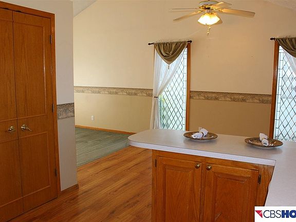 4th image of 2104 Queen Dr