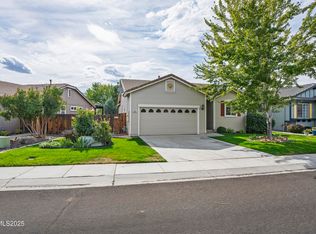 383 Royal Troon Dr, Dayton, NV