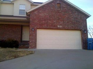 1123 N 26th St, Ozark, MO 65721