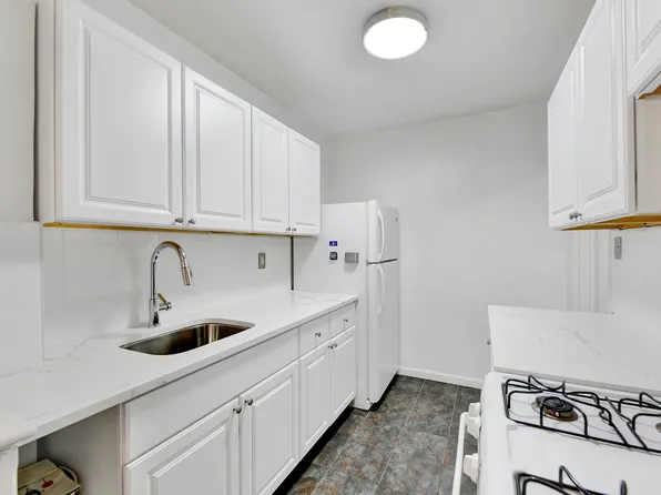 9411 Shore Road image 6 of 18