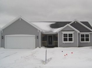 1576 Eb Creek Dr, Holland, MI 49424