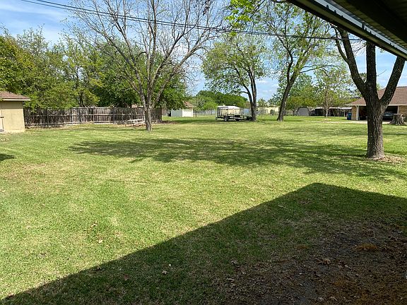 4th image of 3513 Toler Rd
