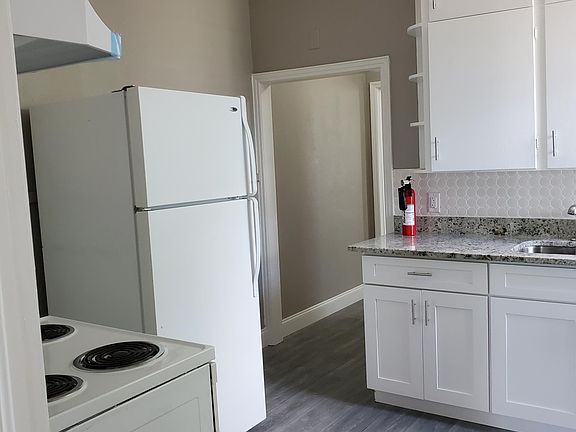 3rd image of 4314 W Virginia Ave APT B