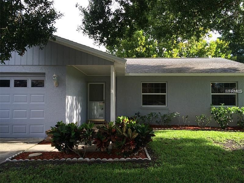 1st image of 105 Forest Cir