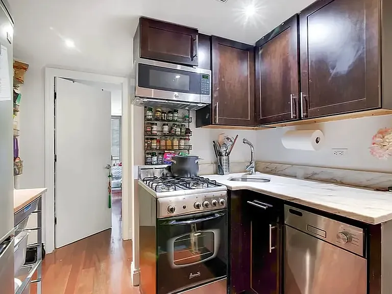 129 1st Ave #3A — Photo 4