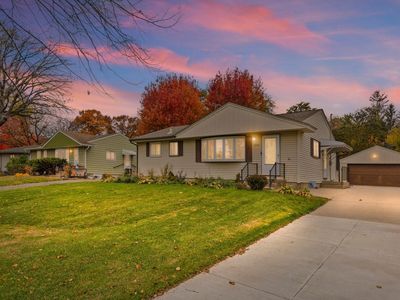 1040 3rd St NW, New Brighton, MN, 55112