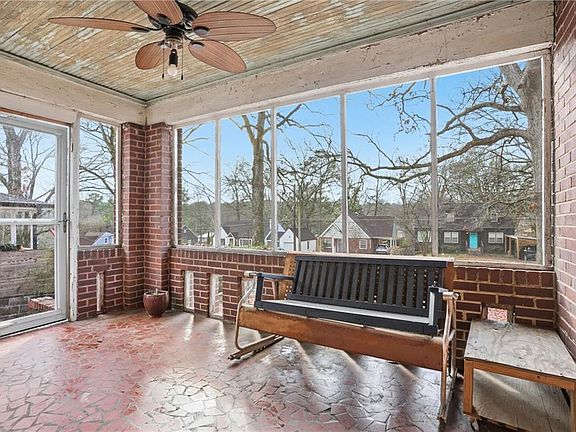 5th image of 630 Clifton Rd SE