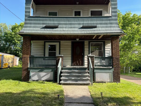 10302 Lamontier Ave, Cleveland, OH 44104