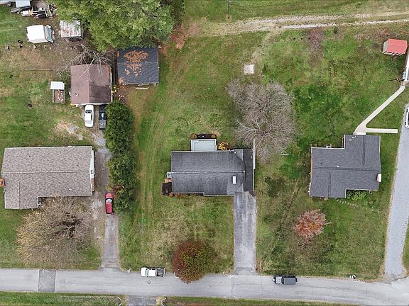 3rd image of 113 Briggs St