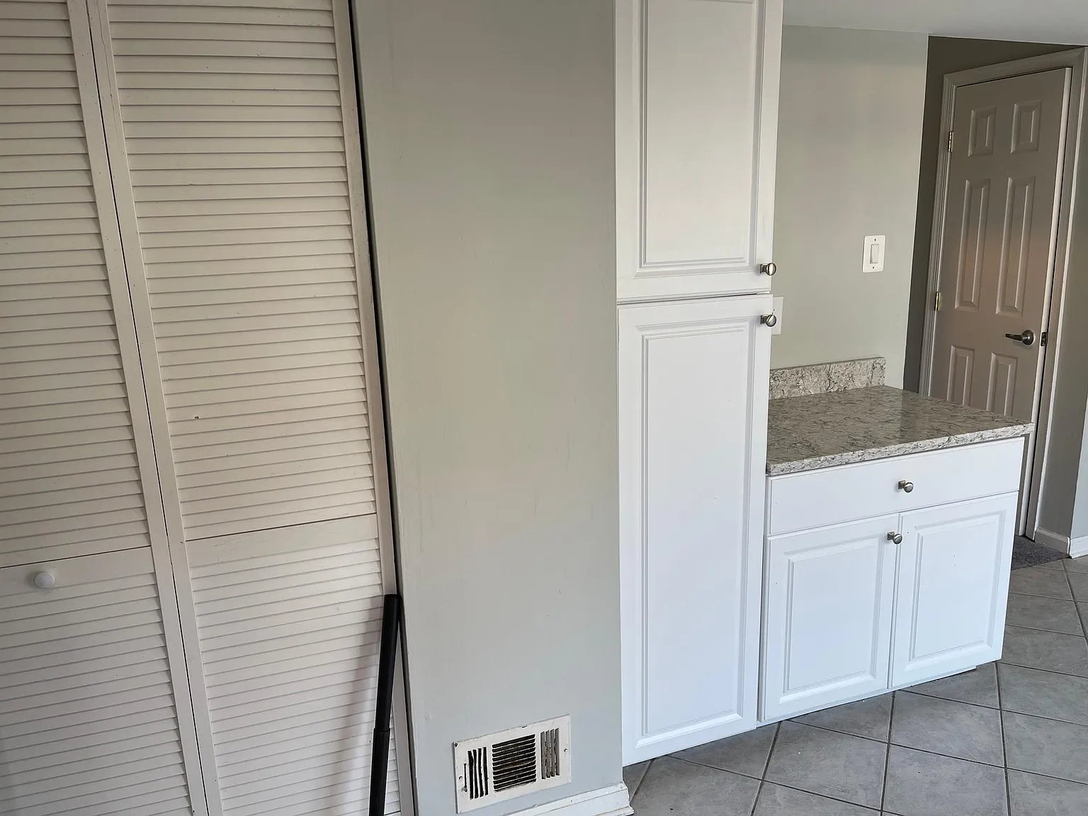 3 bed, 1.5 bath, 1178 sqft, $2,350 — Photo 3
