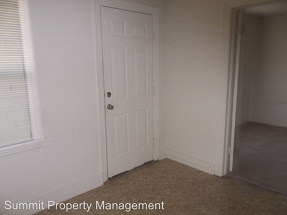 2nd image of 118 W Miller Ave APT 3
