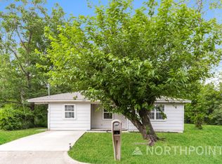 1009 E Jefferson St, Waxahachie, TX 75165