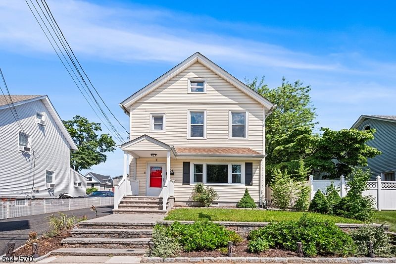 1st image of 201 Prospect St