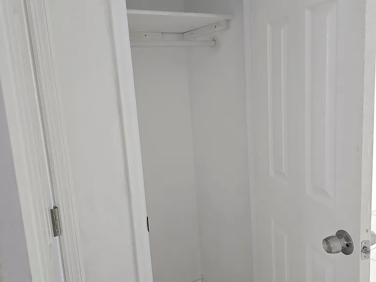 4942 Ilener St — Photo 11