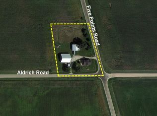 28519 Five Points Road, Sycamore, IL 60178