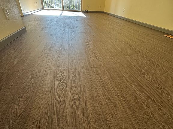 2nd image of 1400 153rd Ave NE APT 3703